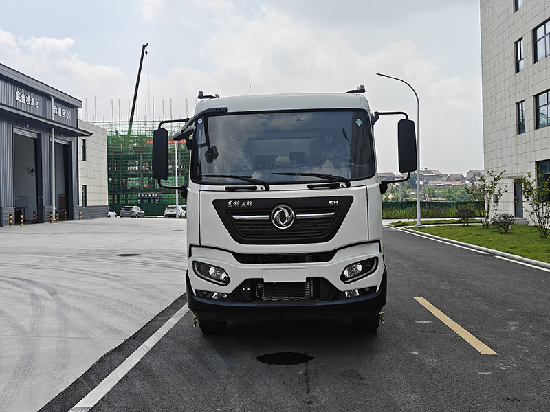 XZL5182TXSBEV型纯电动洗扫车