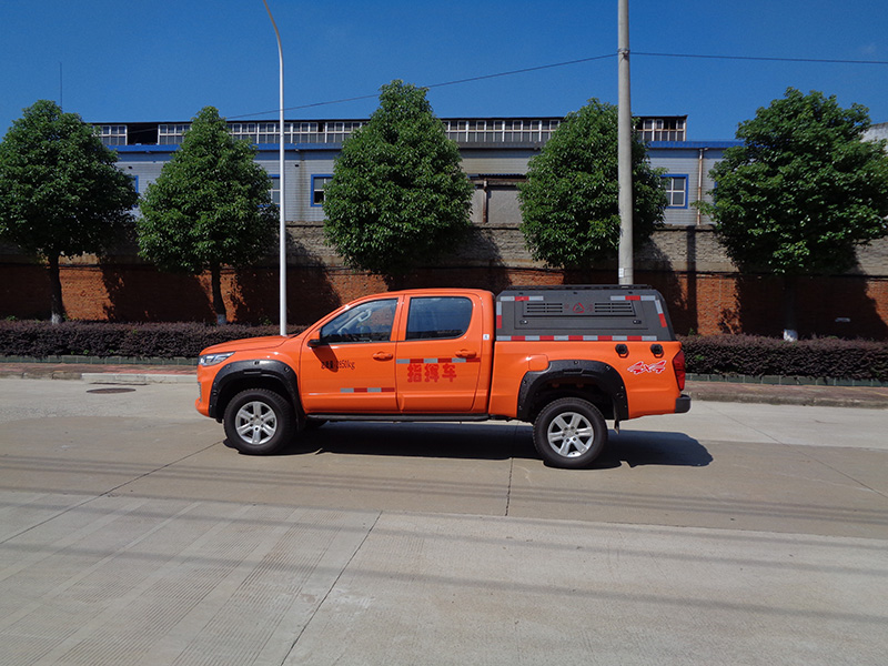 XZL5030XZH6型指挥车