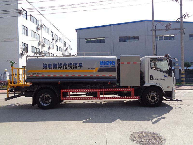 XZL5185GPSBEV型纯电动绿化喷洒车