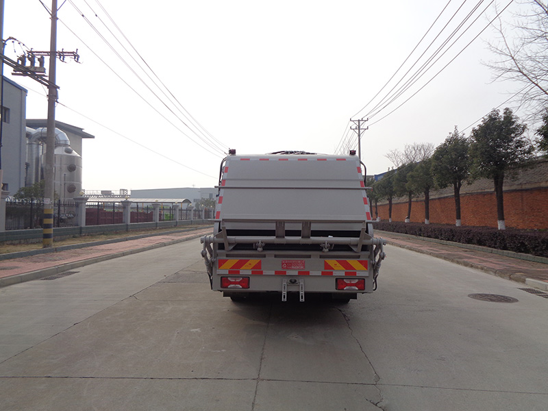 XZL5125ZYSBEV型纯电动压缩式垃圾车