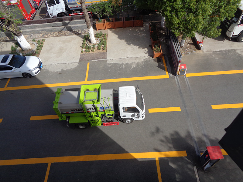 XZL5040ZZZBEV型纯电动自装卸式垃圾车