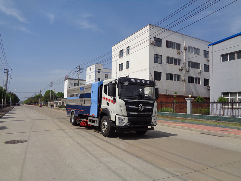 XZL5181TXSBEV型纯电动洗扫车