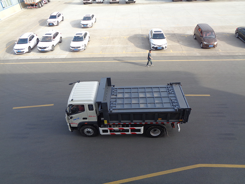 XZL5183ZLJ6型自卸式垃圾车