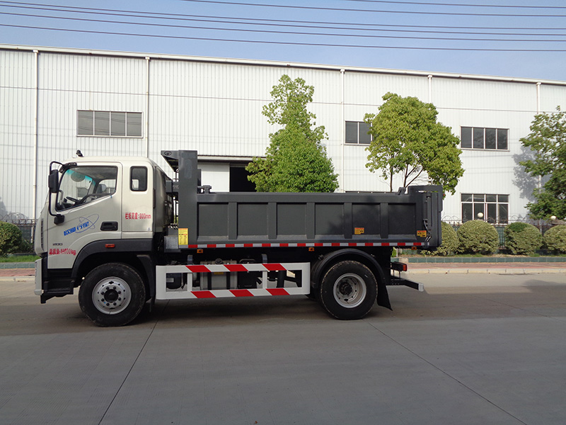 XZL5183ZLJ6型自卸式垃圾车