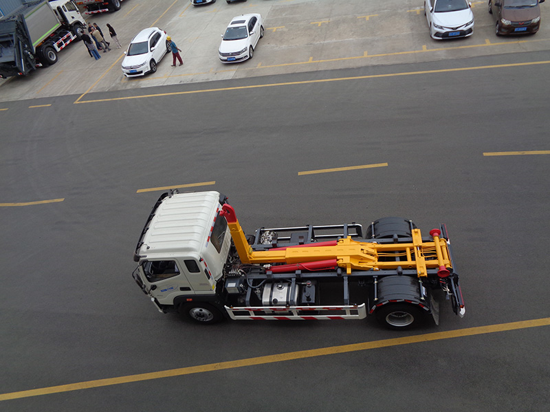 XZL5184ZXX6型车厢可卸式垃圾车