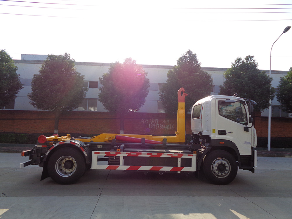 XZL5184ZXXBEV纯电动车厢可卸式垃圾车
