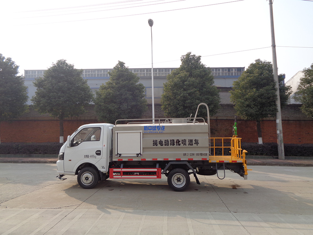 XZL5042GPSBEV型纯电动绿化喷洒车