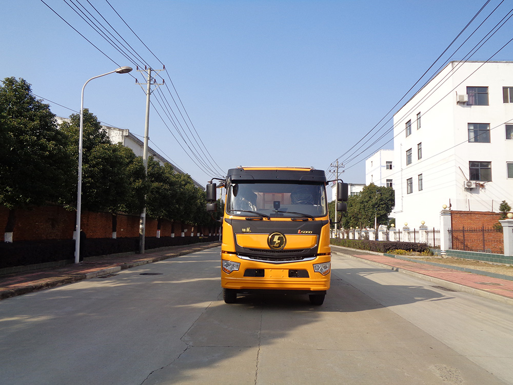 XZL5120TFZ6型防撞缓冲车