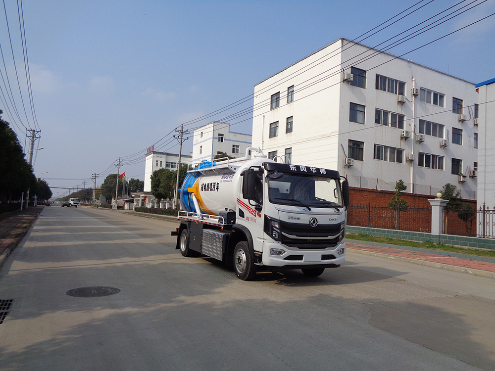 XZL5120GXWBEV型纯电动吸污车